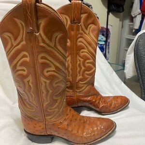 Authentic Tony Lamas ostrich skin cowboy boots in great condition.